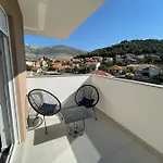 Lux Sa Garazom Blizu Centra Apartman Trebinje