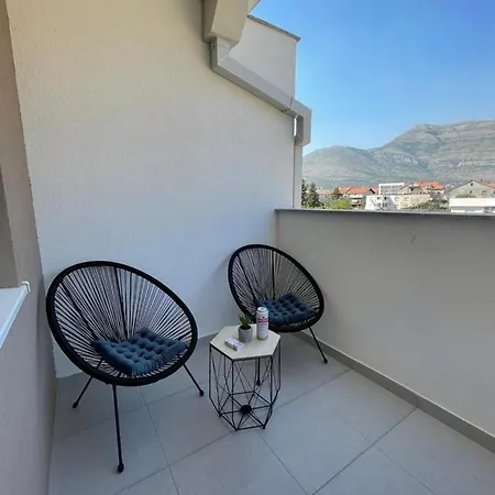 Apartamento Lux Sa Garazom Blizu Centra Trebinje
