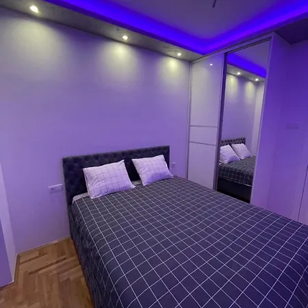 شقة Lux Sa Garazom Blizu Centra *